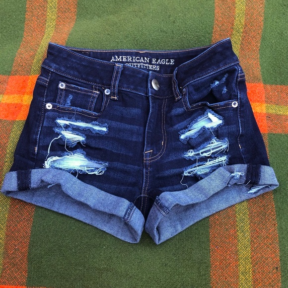 American Eagle Distressed Shorts - Picture 1 of 3
